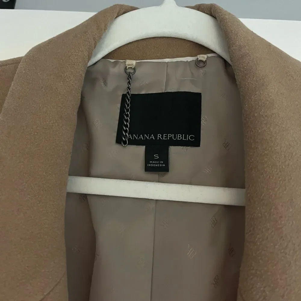 Banana Republic Tan Double-Breasted Trench Coat